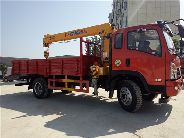 大運長興5噸隨車吊