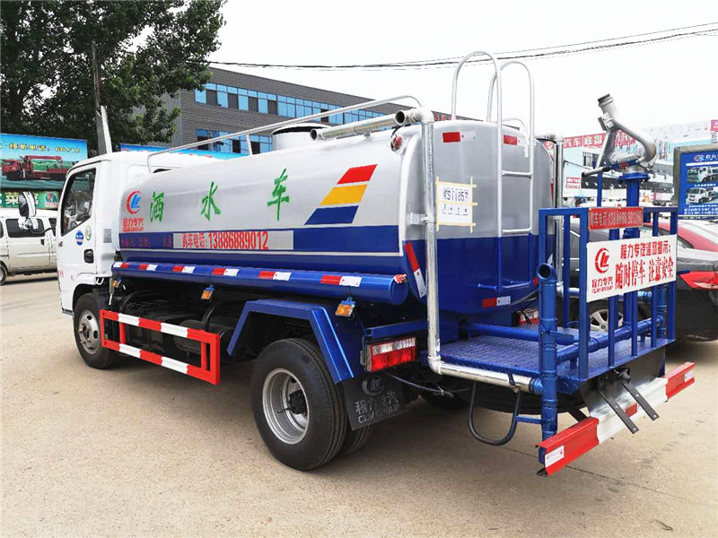 東風(fēng)多利卡D6灑水車(chē) 東風(fēng)多利卡D6灑水車(chē)