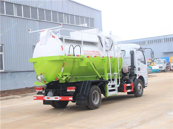 東風多利卡7方餐廚垃圾車