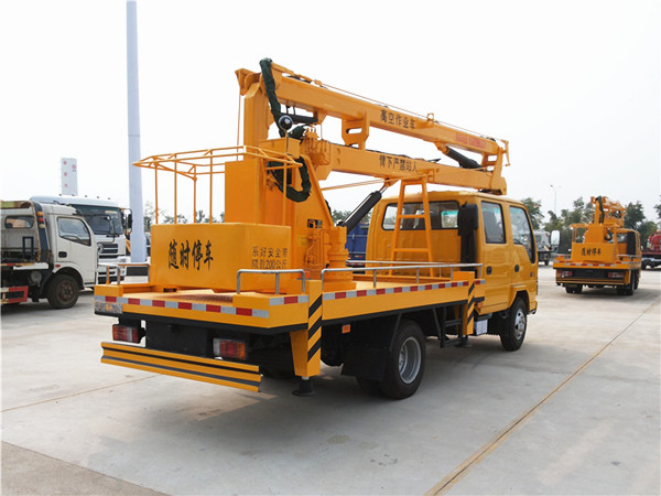 國(guó)五慶鈴五十鈴雙排座高空作業(yè)車(chē)