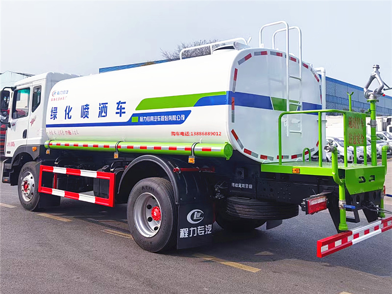 東風(fēng)14-15噸D9灑水車(chē)